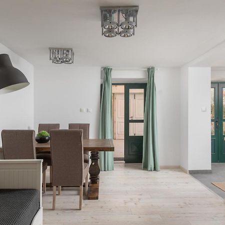 Apartment Coastal Villa Makarska Ngoại thất bức ảnh