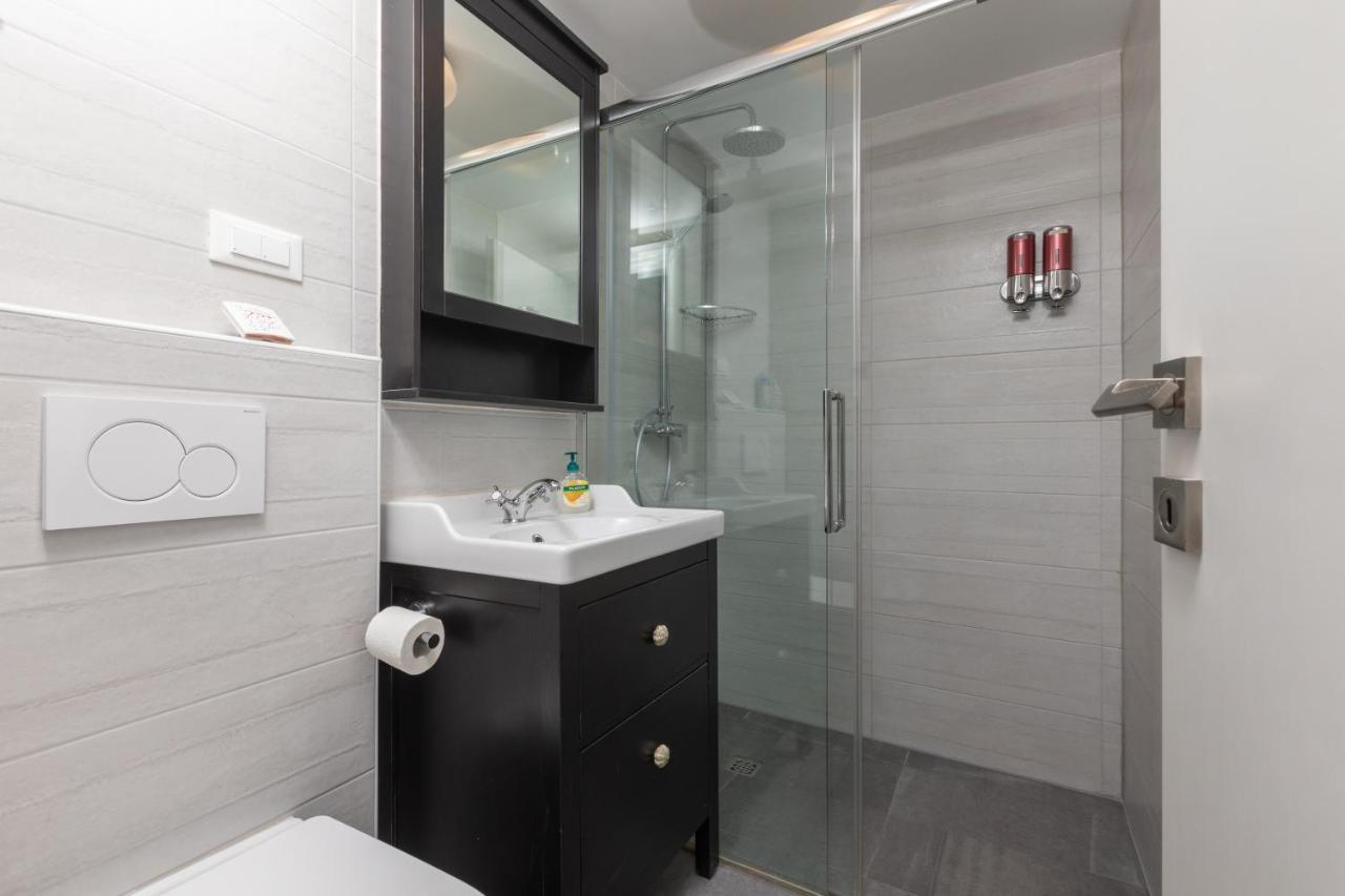 Apartment Coastal Villa Makarska Ngoại thất bức ảnh