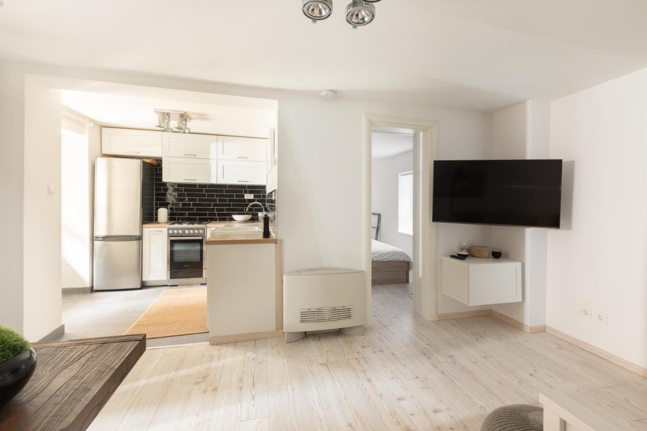 Apartment Coastal Villa Makarska Ngoại thất bức ảnh