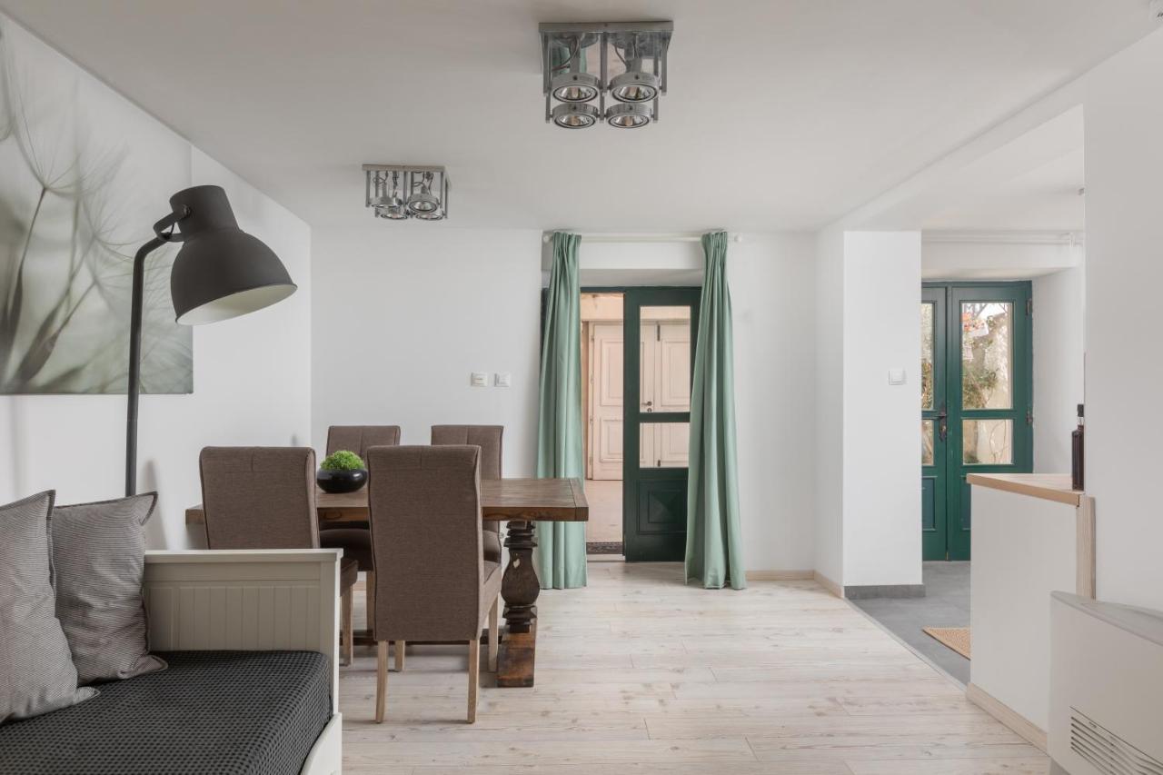 Apartment Coastal Villa Makarska Ngoại thất bức ảnh