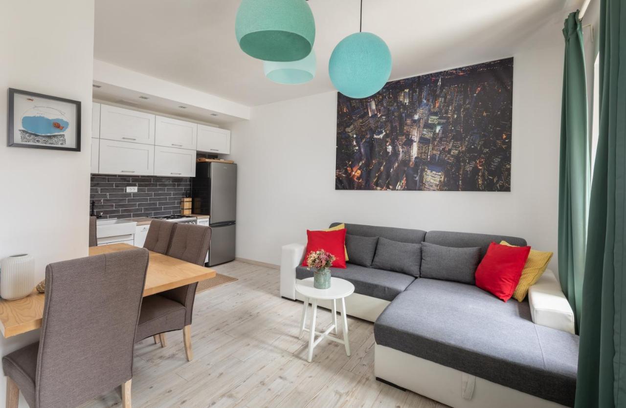 Apartment Coastal Villa Makarska Ngoại thất bức ảnh