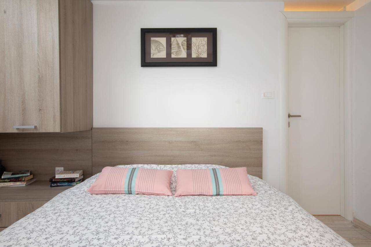 Apartment Coastal Villa Makarska Ngoại thất bức ảnh