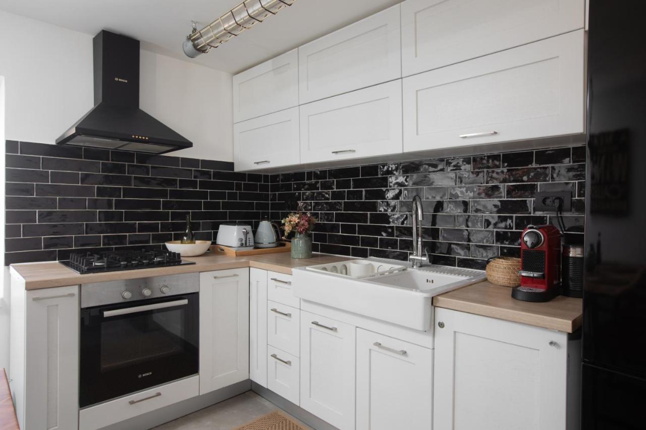 Apartment Coastal Villa Makarska Ngoại thất bức ảnh